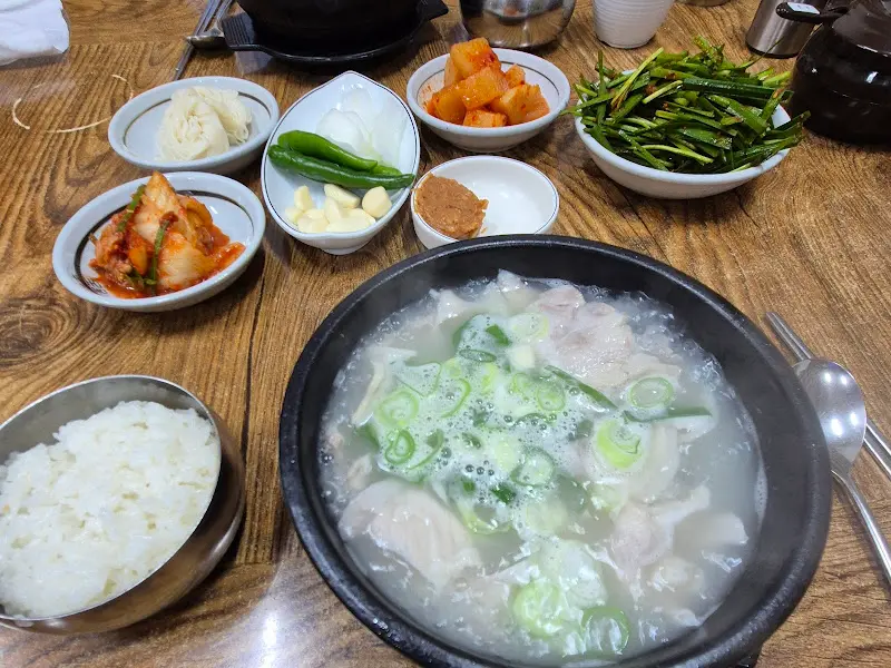 푸짐한 한 상 차림