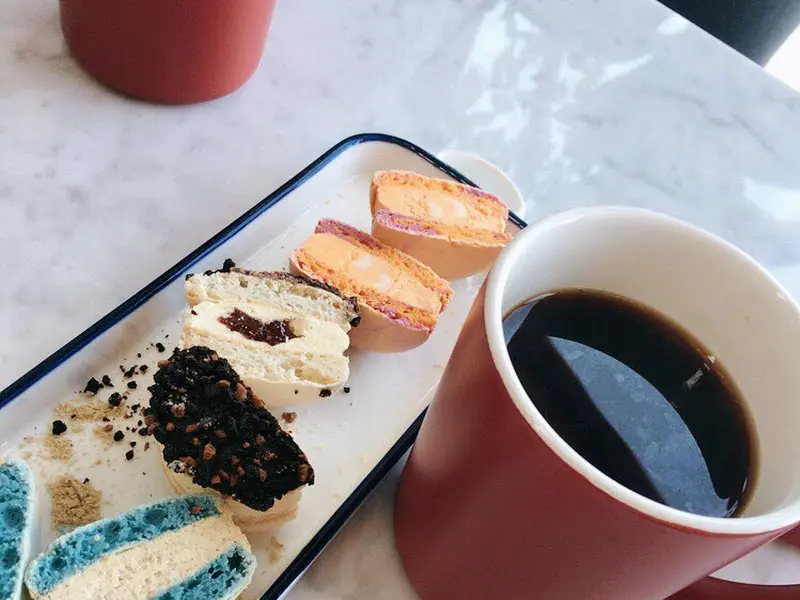 마마스롱 마카롱과 커피