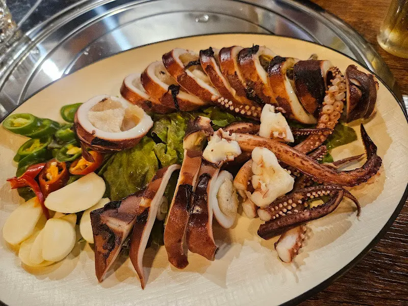 윤기가 흐르는 오징어통찜