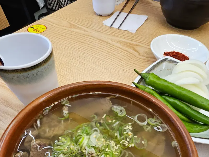 큰집나주곰탕 테이블 세팅