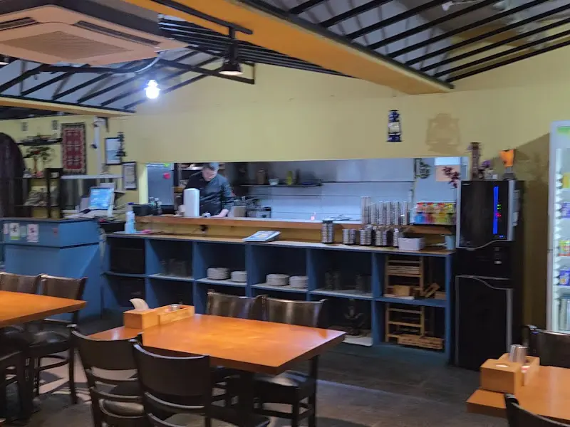 벨라튀니지 내부 전경