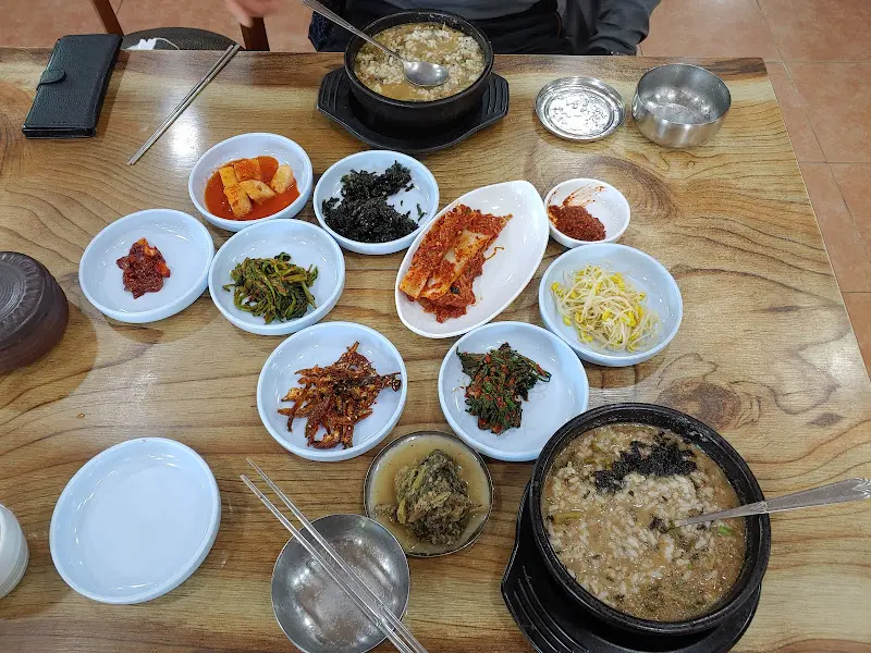 전원회관 짱뚱어탕과 밑반찬