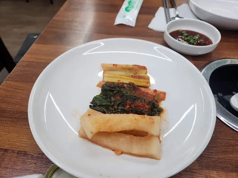 동강나루터의 김치 삼총사