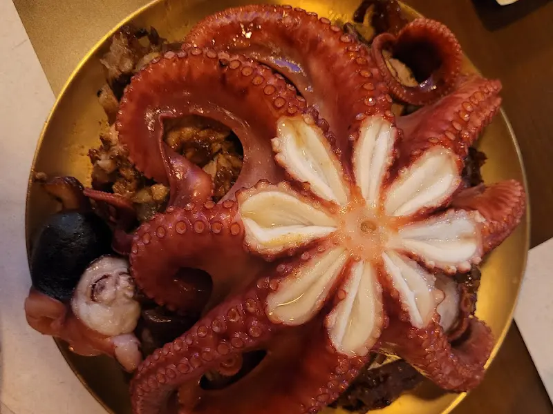 대왕꽃문어족발 메인 메뉴