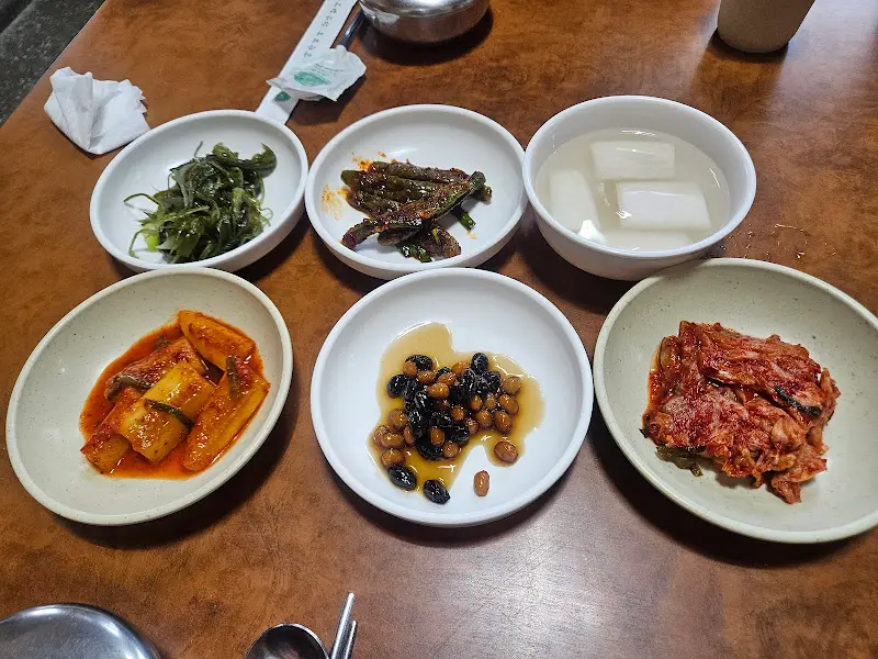 만선식당 밑반찬 클로즈업