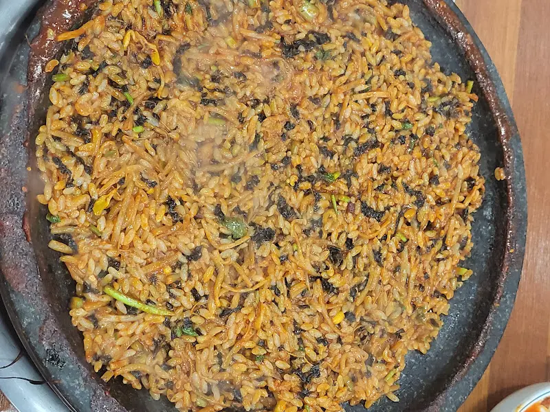 해물뼈찜 양념에 볶아먹는 환상의 볶음밥