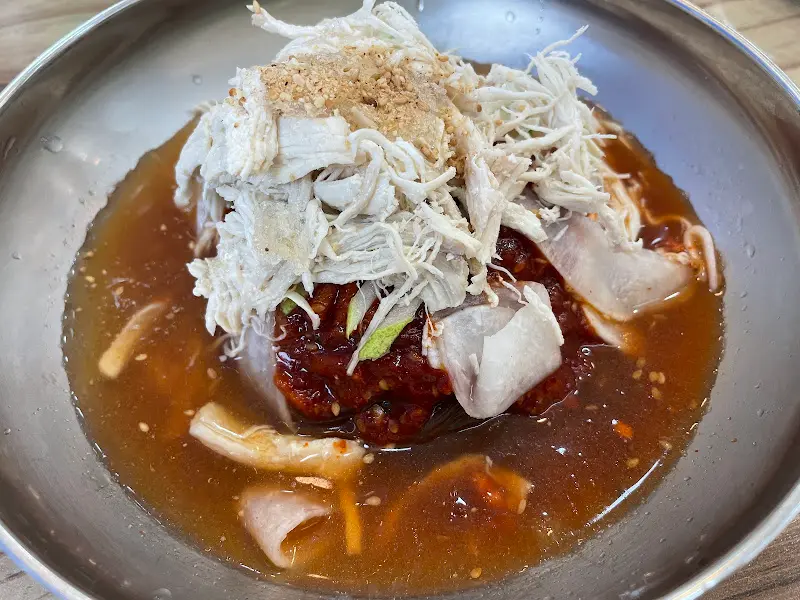 초계국수의 모습