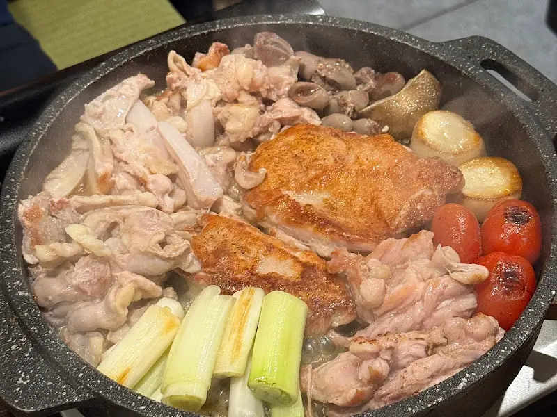 푸짐한 닭모듬구이 한 상