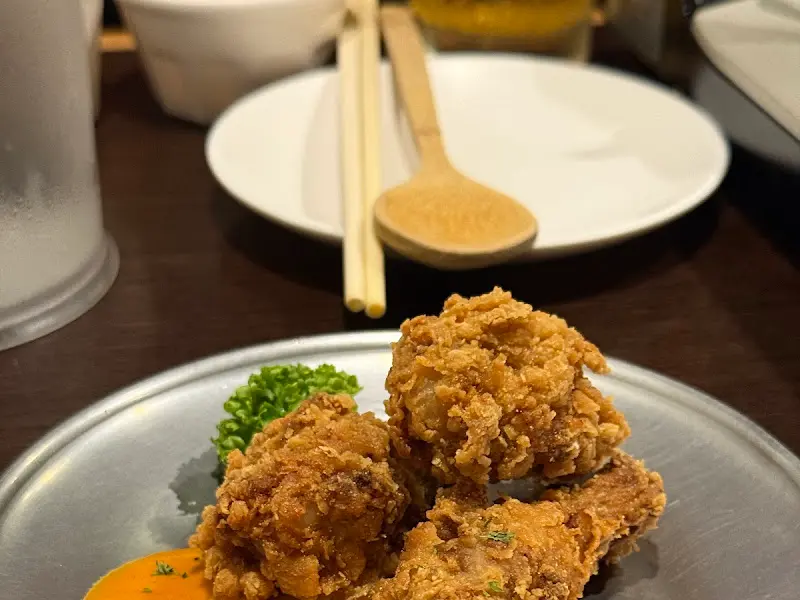 바삭한 닭껍질 튀김