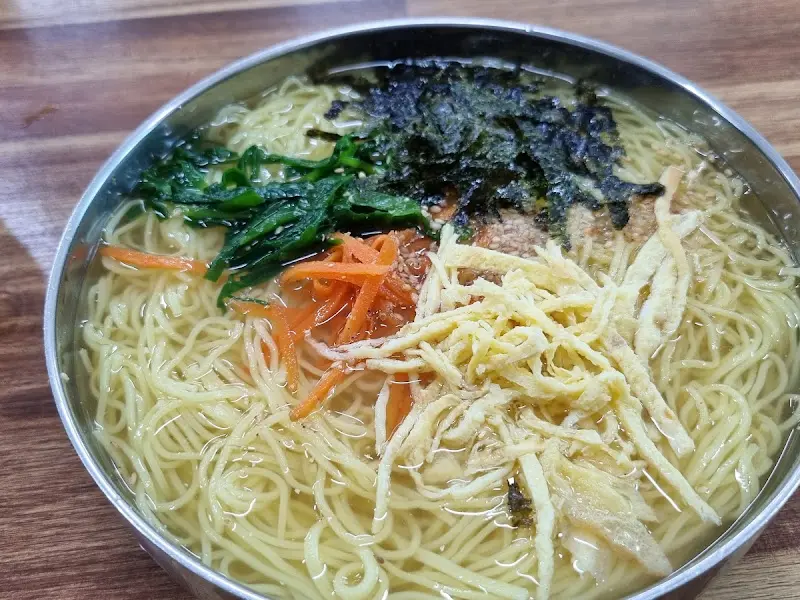 잔치국수의 모습