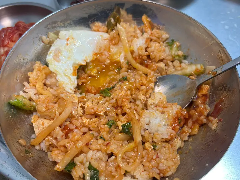 비빔밥 완성