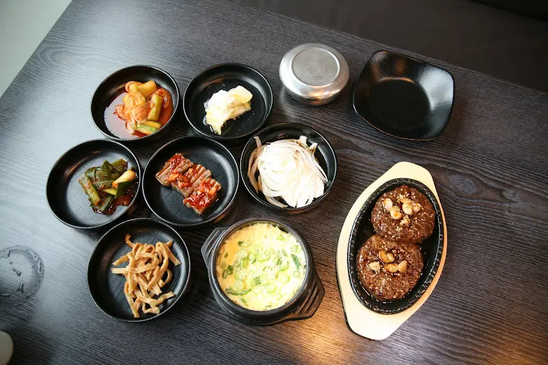 떡갈비 정식 한 상 차림