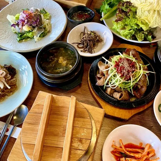 푸짐한 쌈 한 상