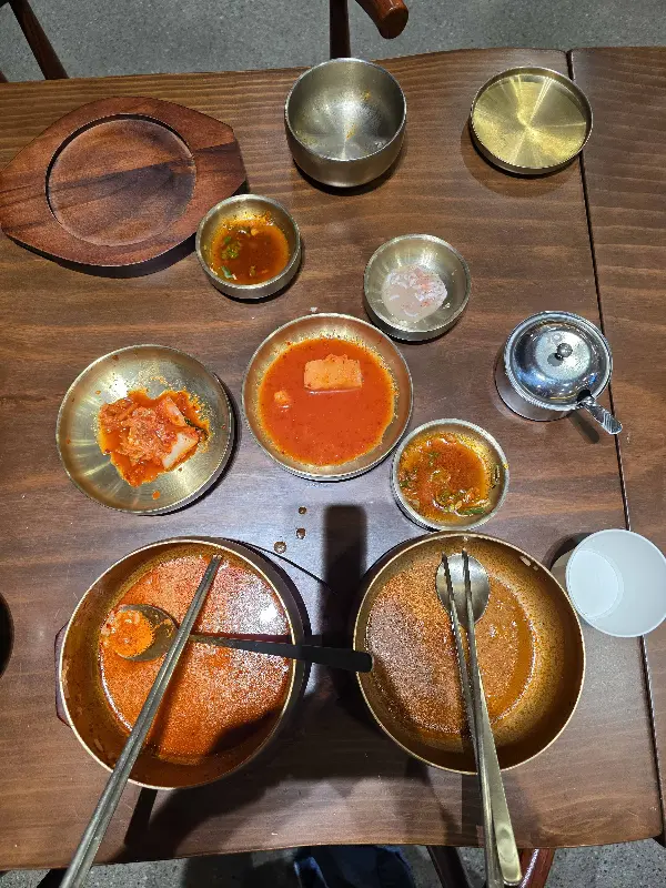 맛있는 국밥 한 상