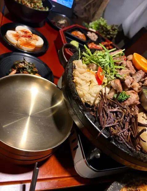 푸짐한 한상차림 클로즈업 샷