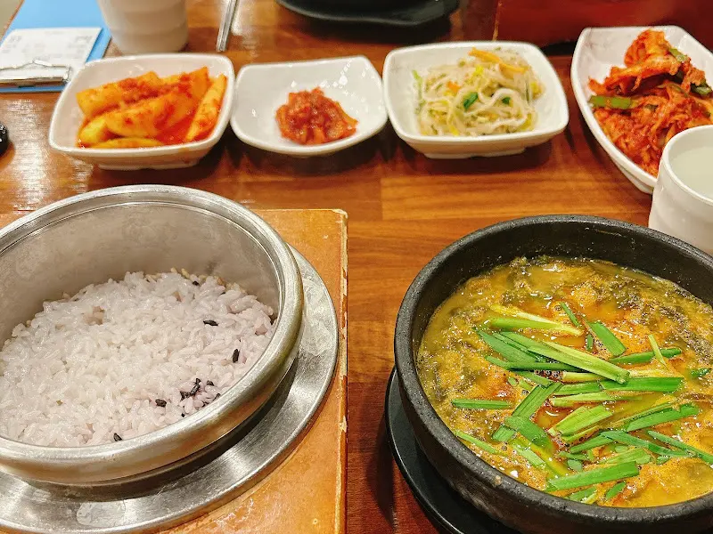 돌솥밥과 추어탕