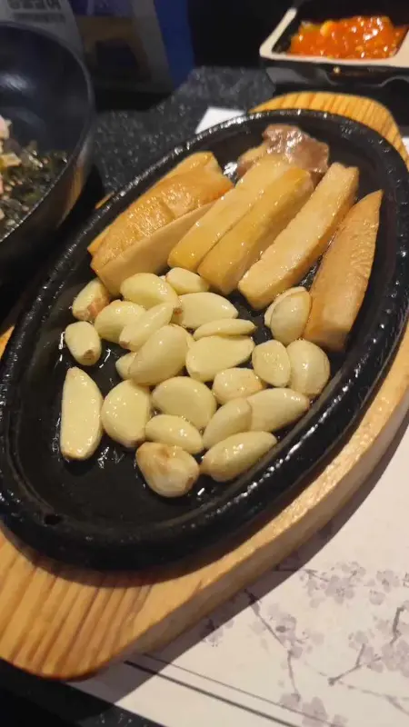 버섯과 마늘 구이