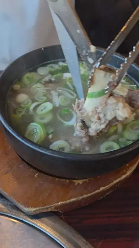 가위로 자른 갈비