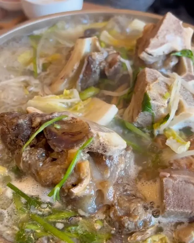 보글보글 끓는 뼈베레스트