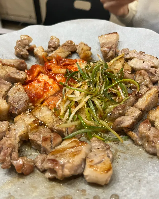 밤부 캠핑장의 텐트 내부