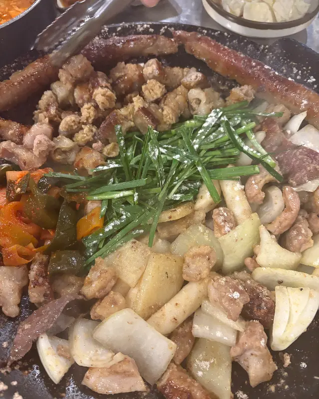 마늘 곱창의 압도적인 비주얼