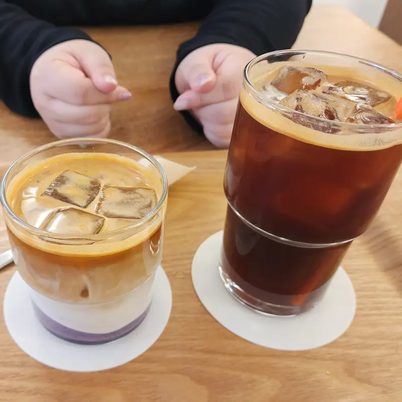 아이스 아메리카노와 라떼