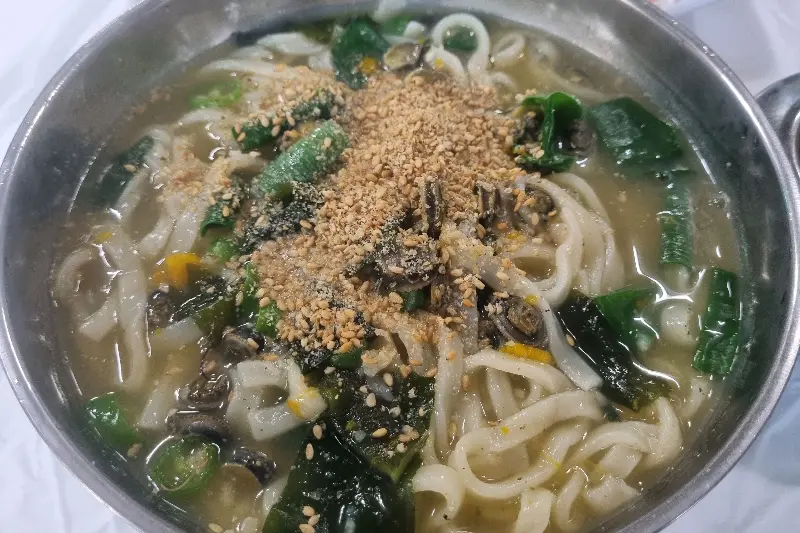 따개비 칼국수 확대