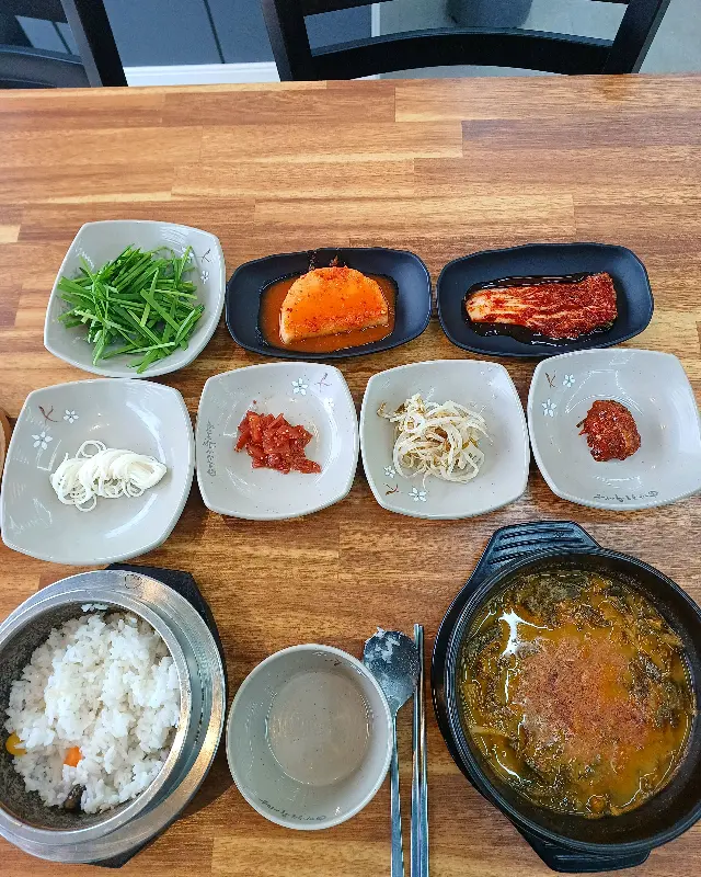 푸짐한 한 상 차림