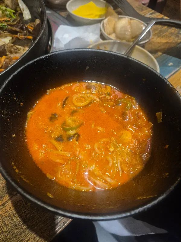 얼큰짬뽕순대국 한 그릇