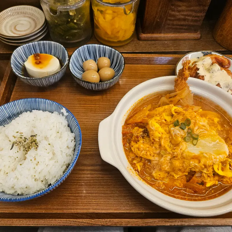 김치카츠나베 정식