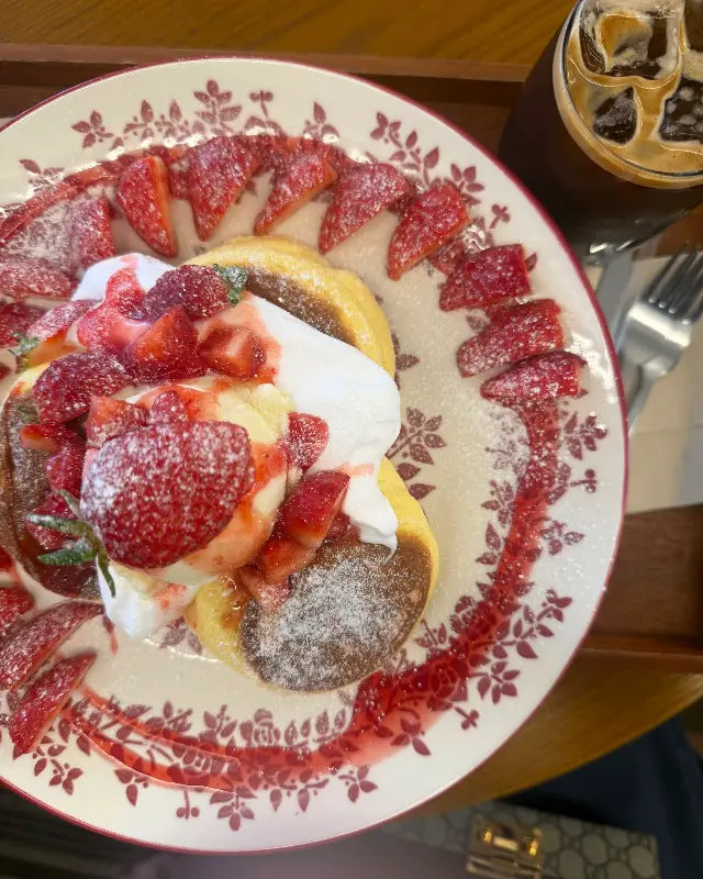 수플레와 커피의 완벽한 조화