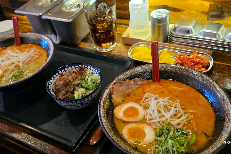 돈코츠 라멘 세트