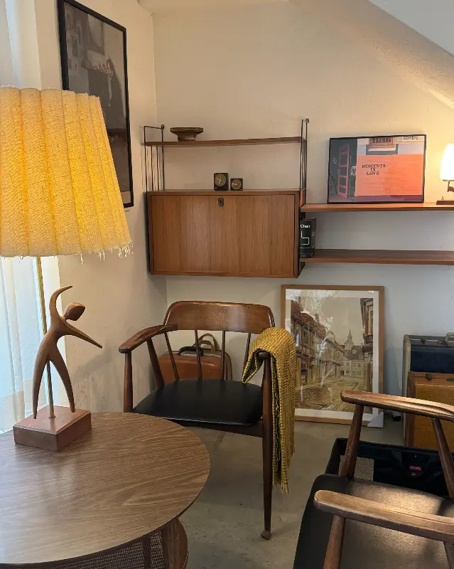 앤티크 가구와 소품들