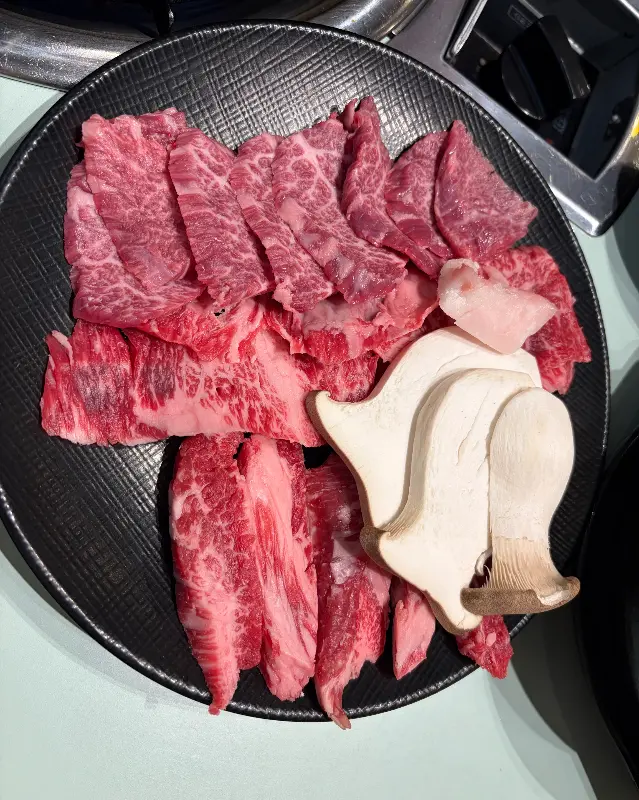 꾸석지한우돌판 창원 봉곡점 한우 등심