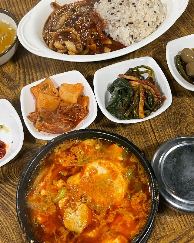 두레네분식 오징어덮밥