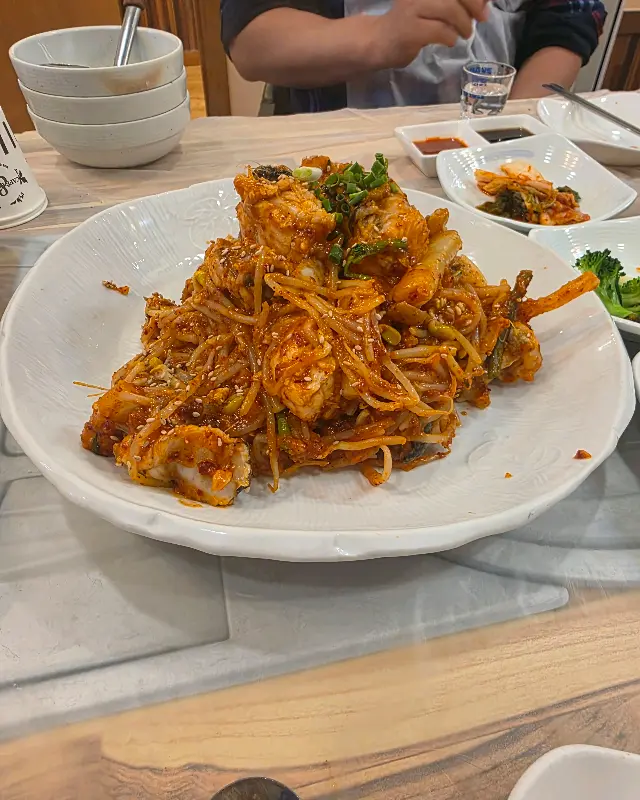 싱싱한 아구가 듬뿍 들어간 아구찜