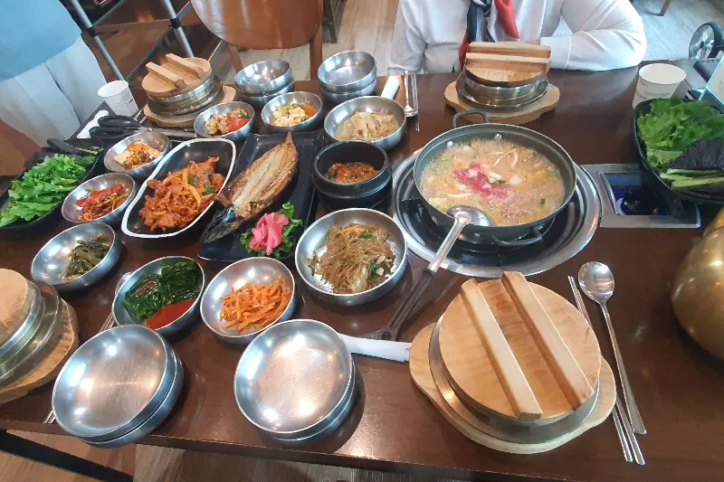 고구려식당 내부 모습