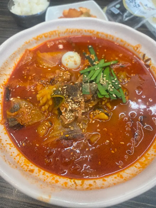 짬뽕과 밥의 조화