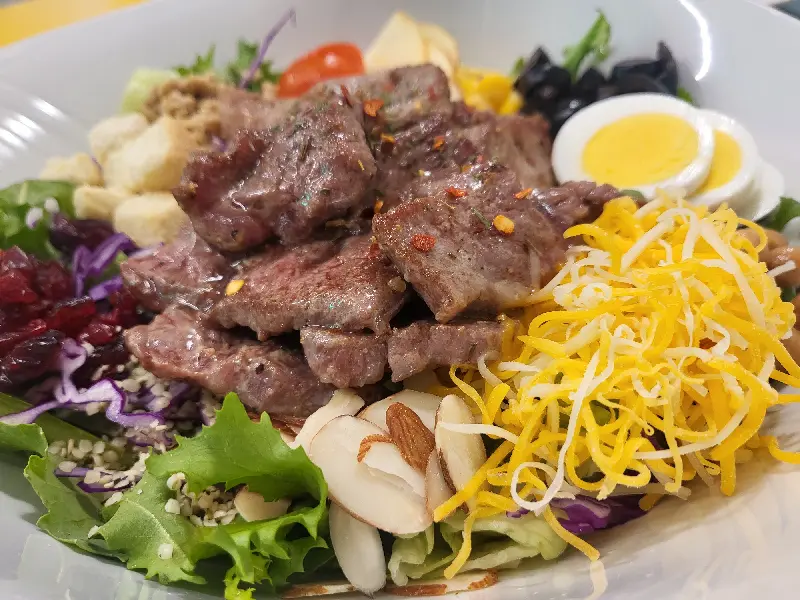 푸짐한 샐러디아 샐러드