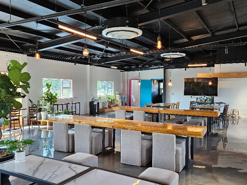 넓고 편안한 팜스빌드의 2층 공간