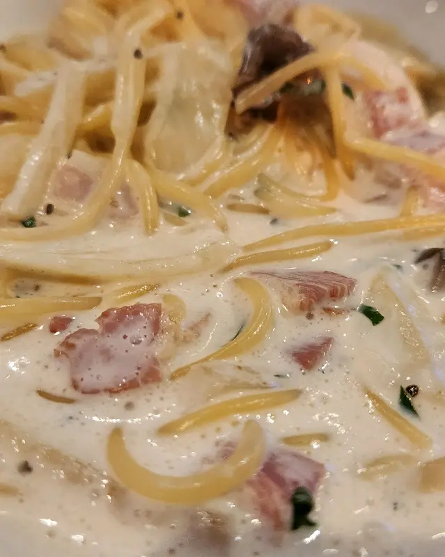 부드러운 크림 파스타