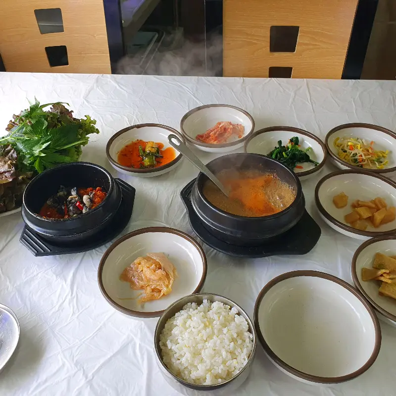 푸짐한 한 상 차림