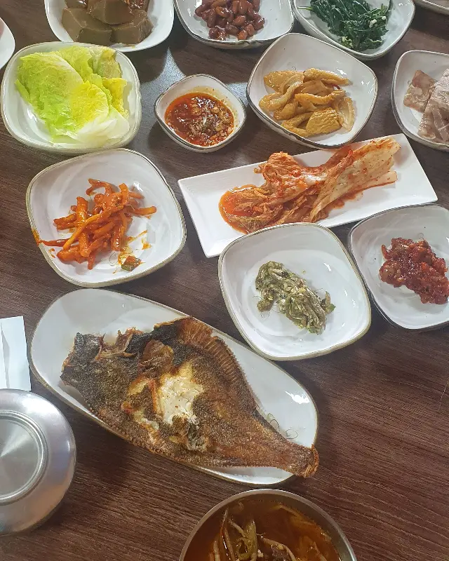 정식백반 한 상 차림