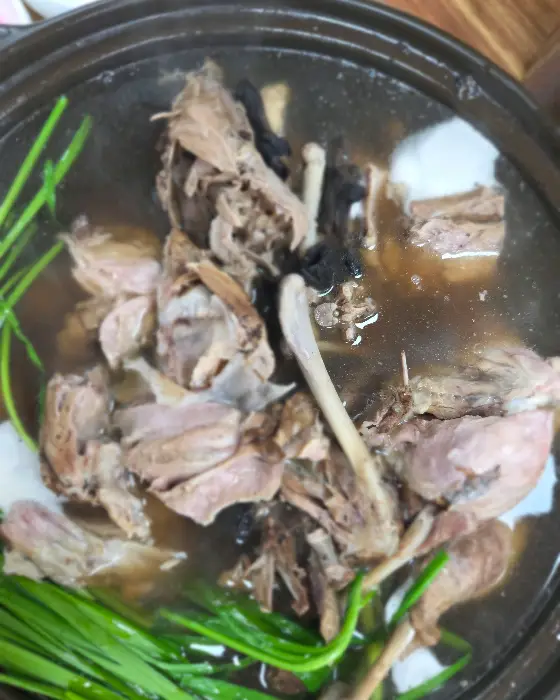 오리백숙 고기