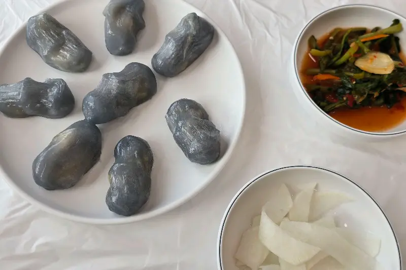 윤기가 흐르는 감자떡