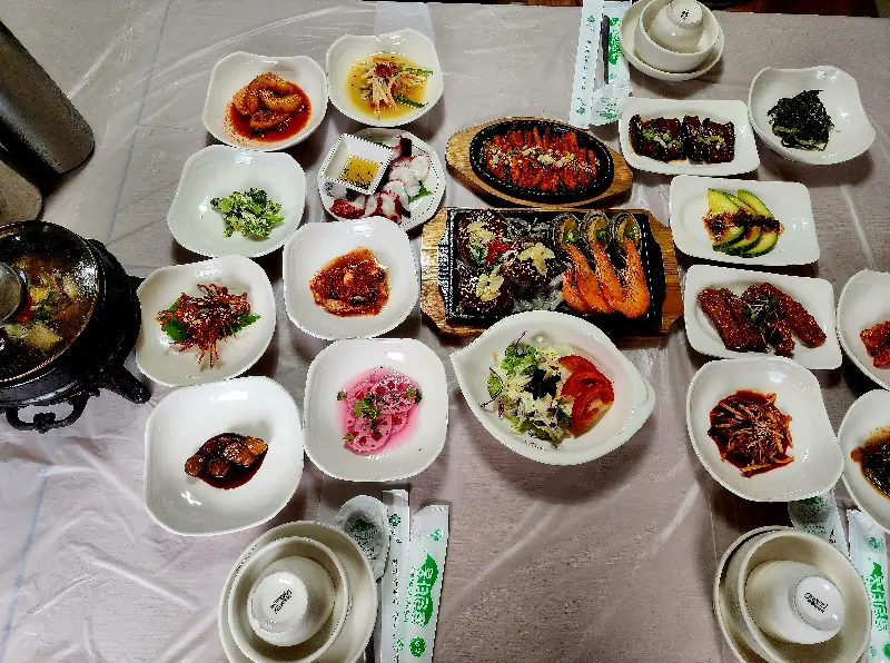 푸짐한 한 상 차림