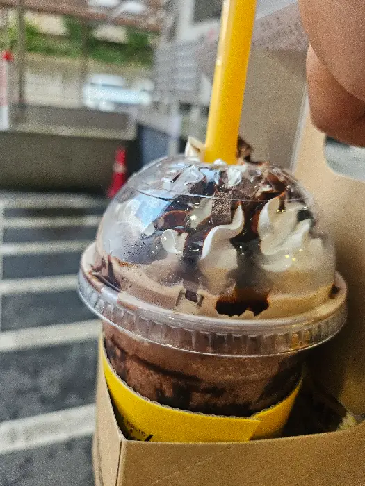 컴포즈커피의 달콤한 디저트