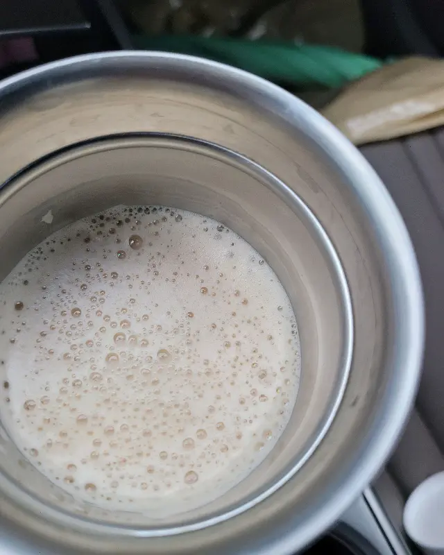 블론드 플랫 화이트