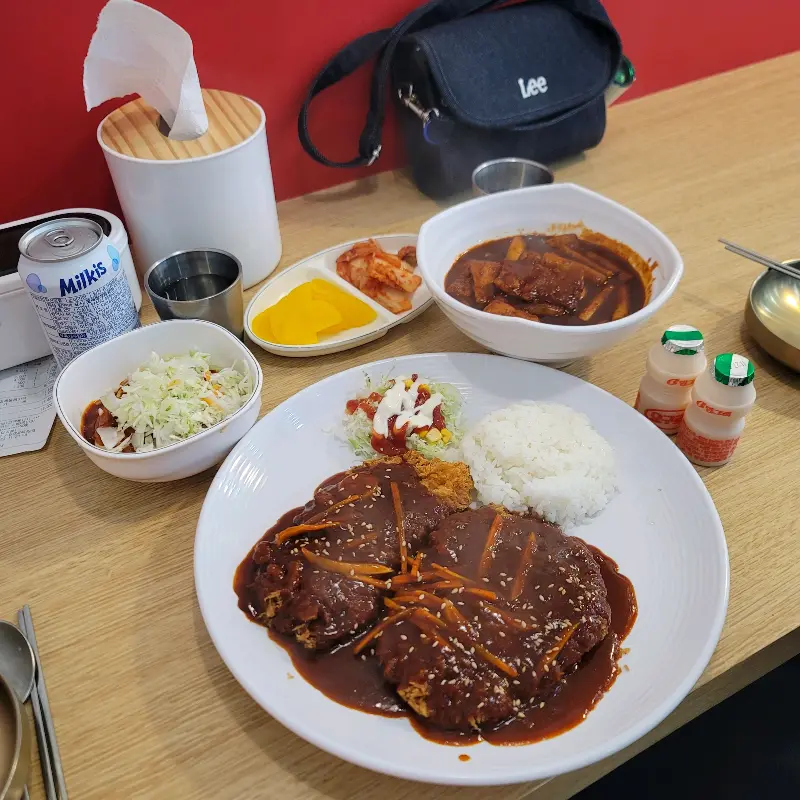 푸짐한 한 상 차림