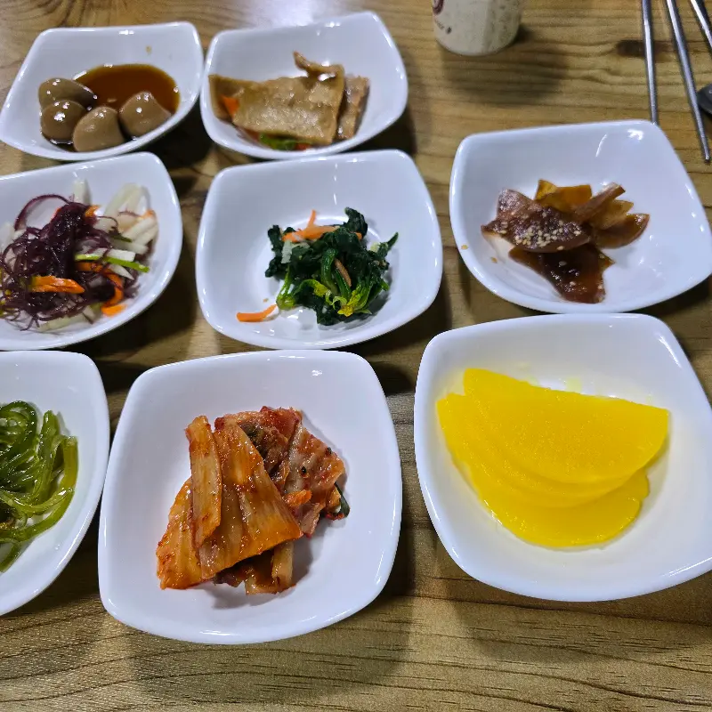 두레네분식 밑반찬